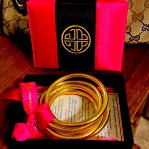 Brand New set of 7 Budhagirl Bangles